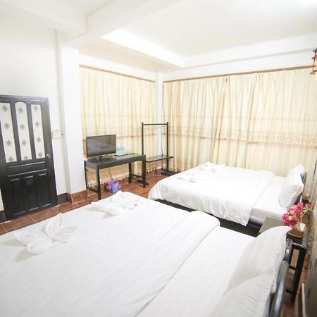 Vang Vieng Lily Backpackers Hostel Extérieur photo