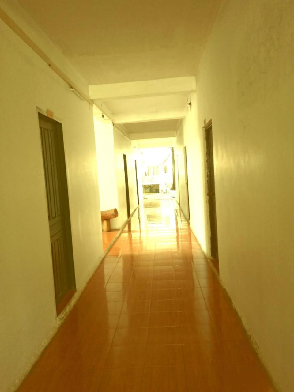 Vang Vieng Lily Backpackers Hostel Extérieur photo